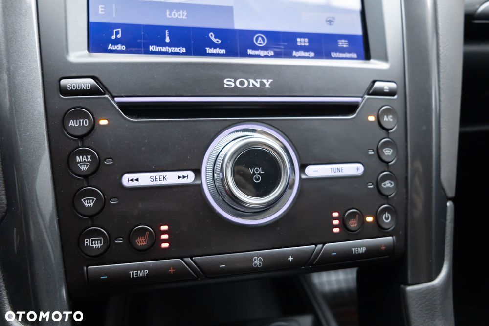 Ford Mondeo 2.0 Hybrid Titanium - 33