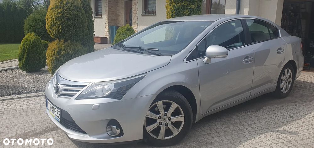 Toyota Avensis 2.0 D-4D Premium - 3