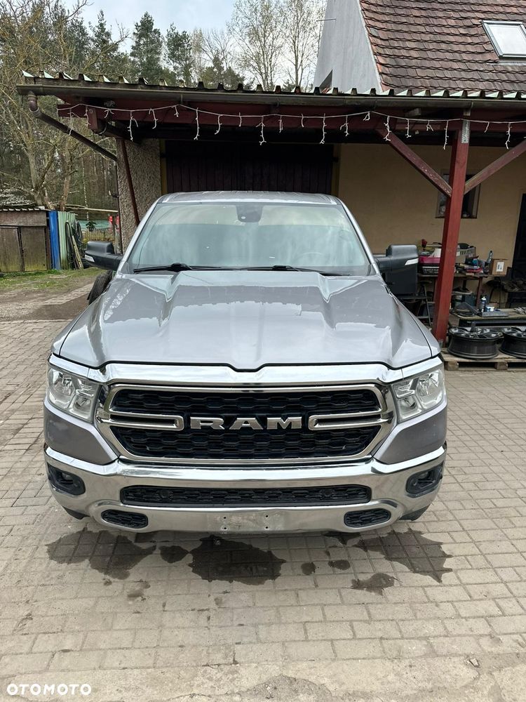 RAM 1500 - 24