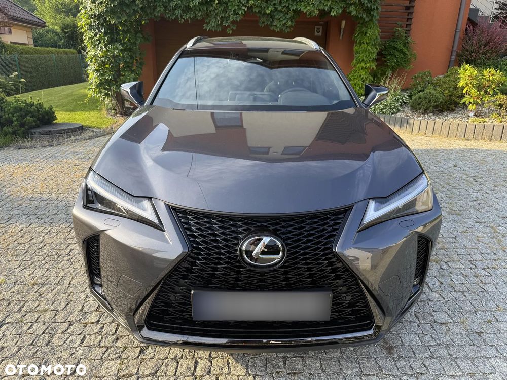 Lexus UX - 2