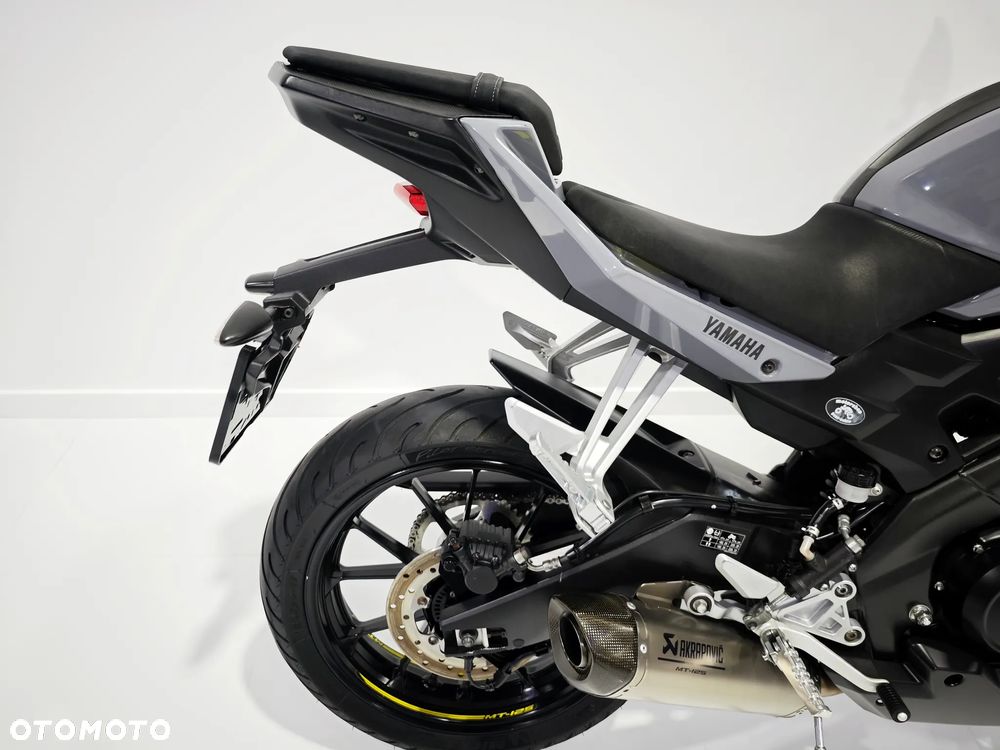 Yamaha MT - 12