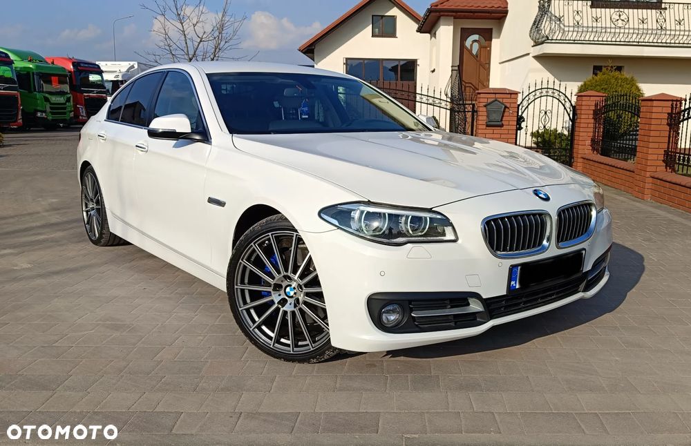 BMW Seria 5 530d xDrive Modern Line - 1