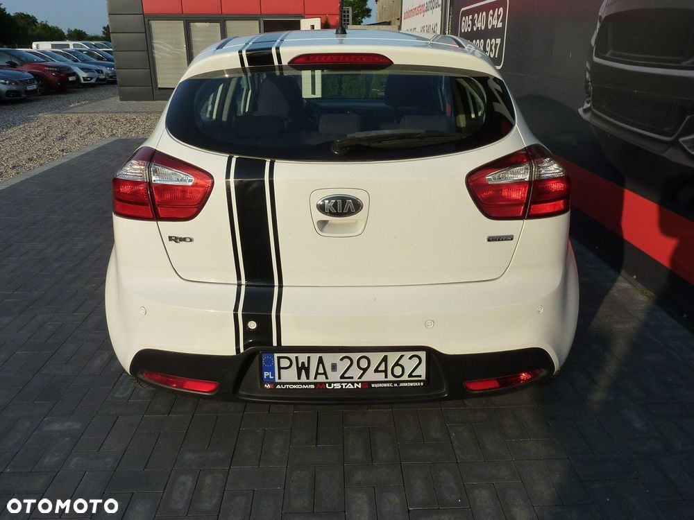 Kia Rio - 5