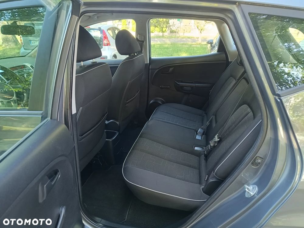 Kia Venga 1.4 M - 14
