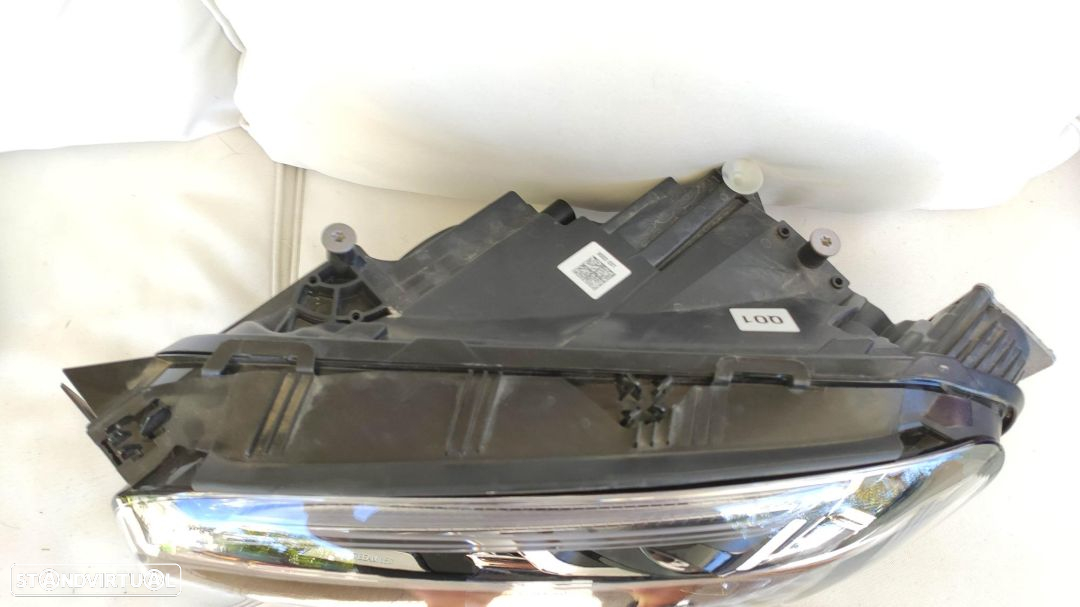 farol esquerdo full Led Multibeam Mercedes w247 GLB - 4