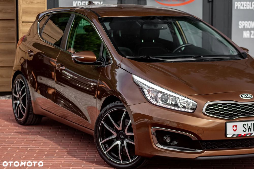 Kia Ceed 1.6 GDI DCT Vision - 3