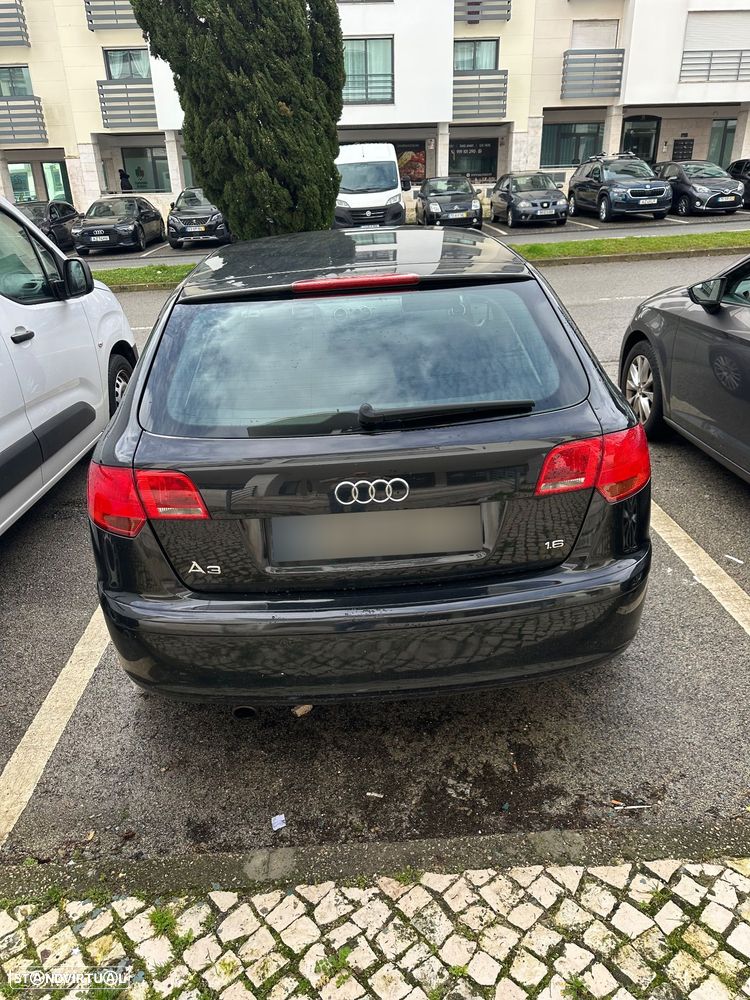 Audi A3 Sportback 1.6 FSi - 2