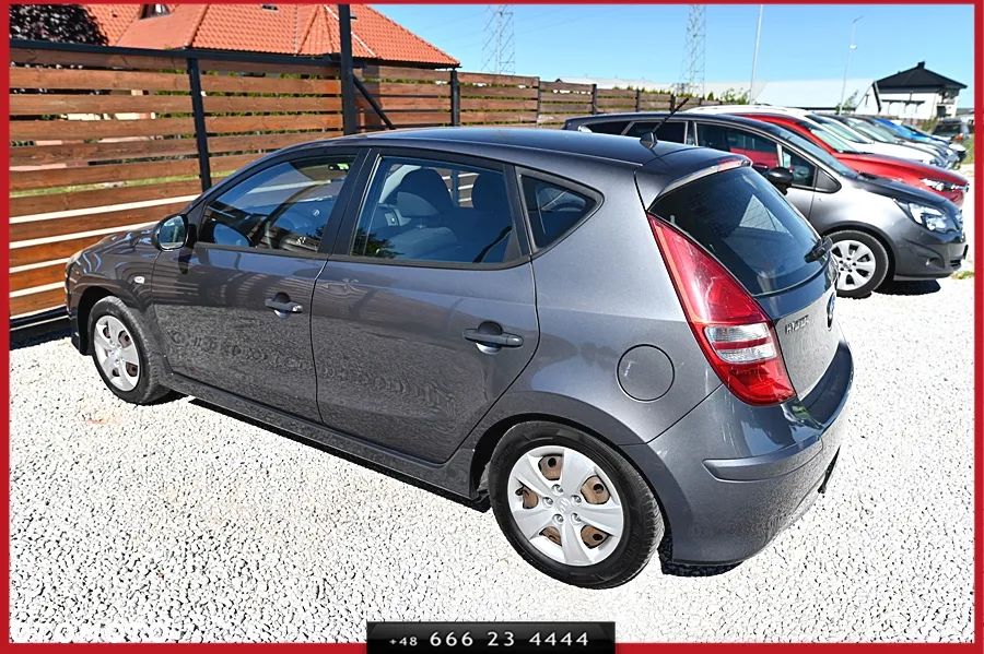 Hyundai i30 1.4 Blue Comfort - 10
