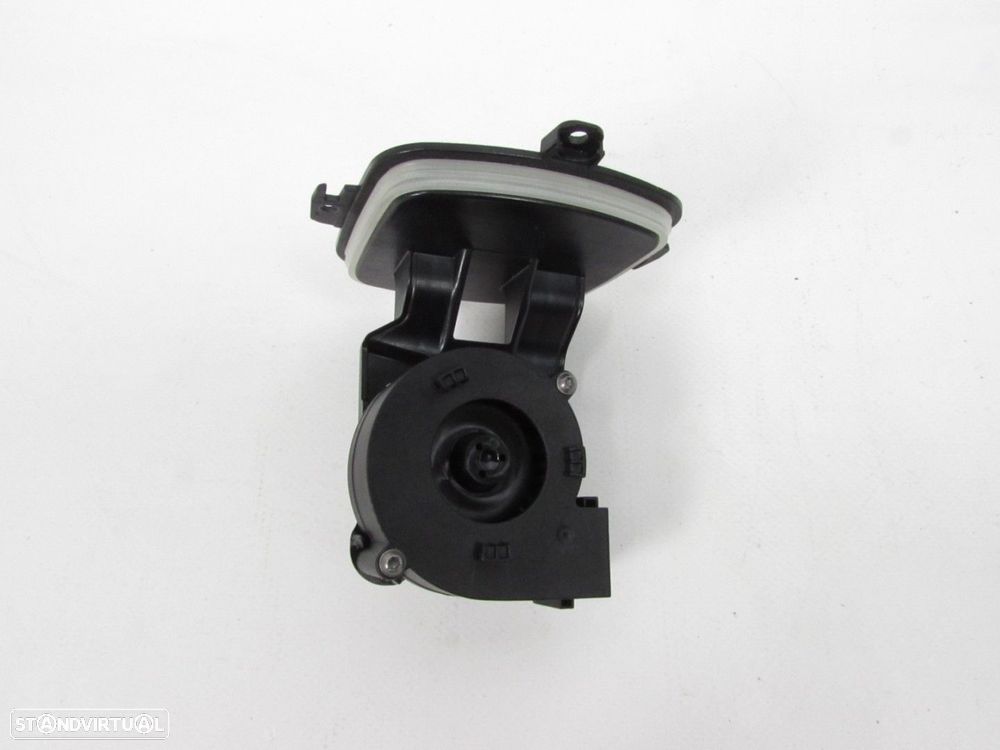 Led Ventilador Farol Direito SEMI-NOVO/ ORIGINAL BMW 7 (G11, G12) 63117408686. - 2