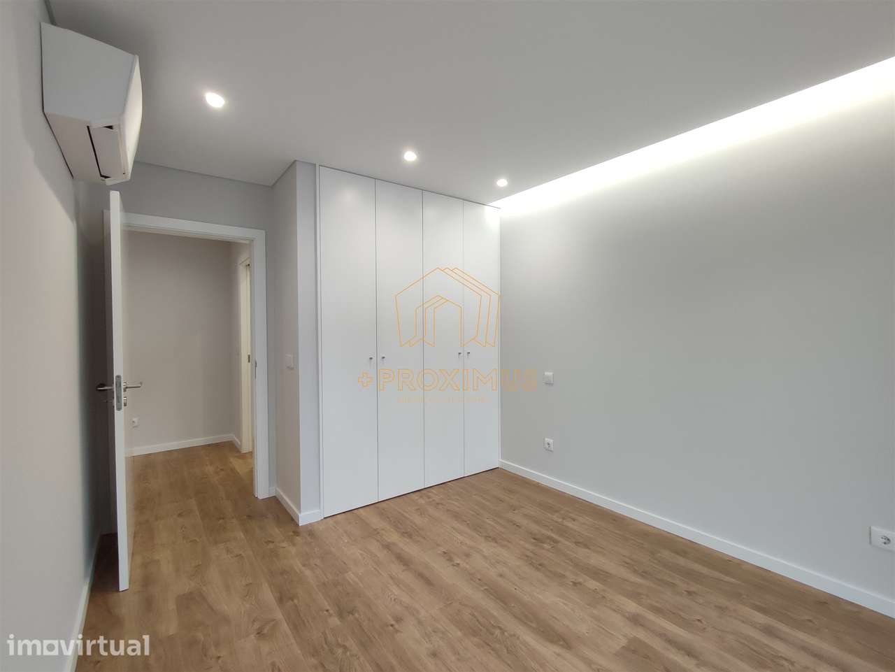 Apartamento T1 c/ garagem - Figueira da Foz - Grande imagem: 3/6