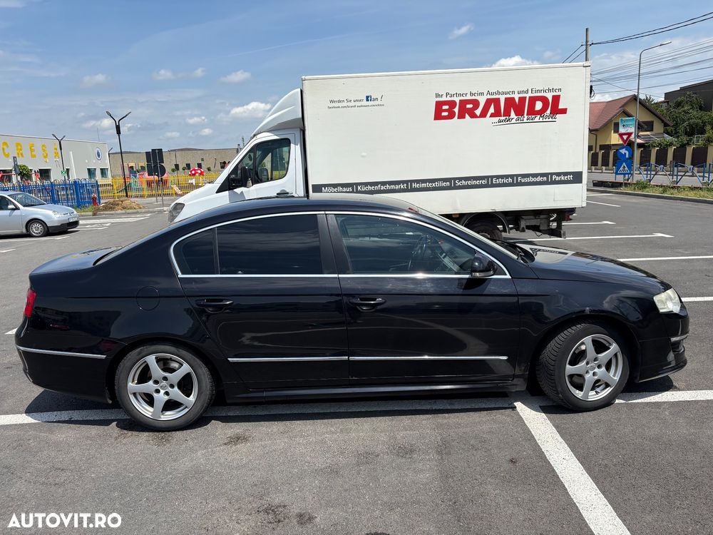 Volkswagen Passat - 2