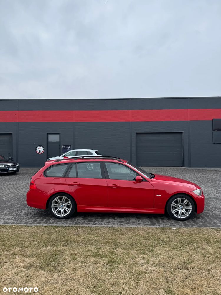 BMW Seria 3 325i - 16