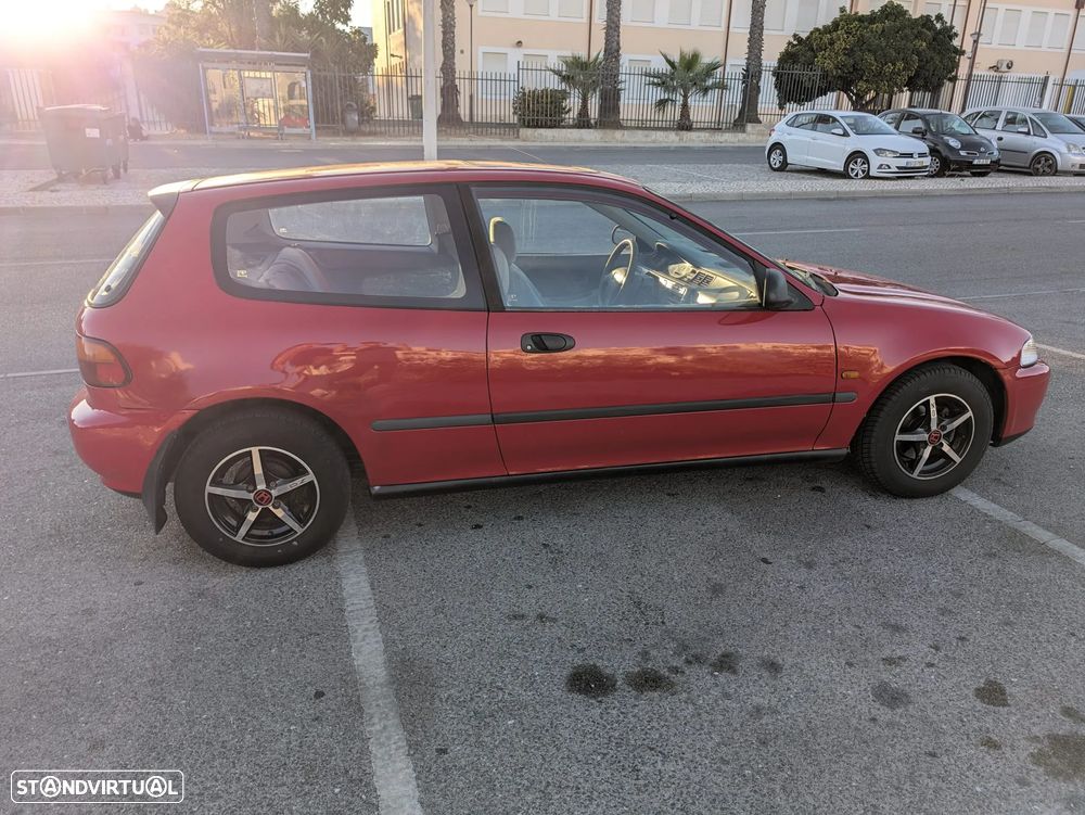 Honda Civic 1.5 LSi 16 V - 2