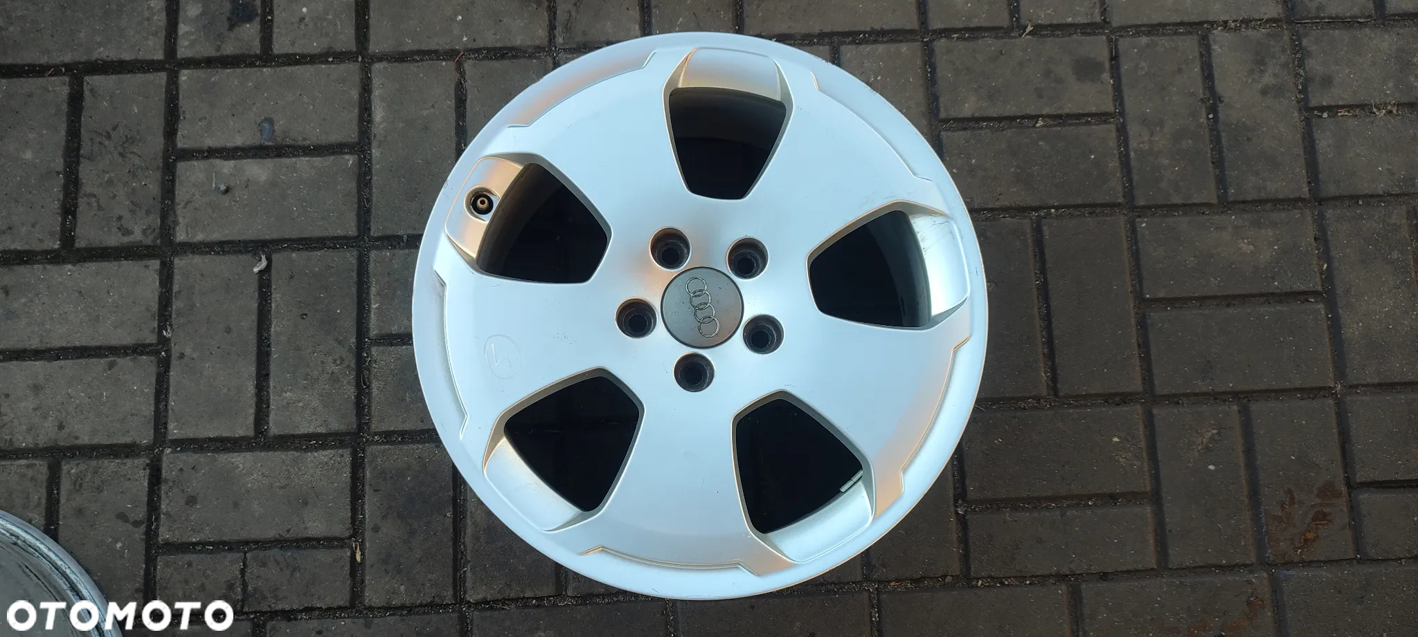 8P0601025C FELGI 5X112 7,5Jx17 CALI ET 56 AUDI A38P A4 VW SEAT SKODA KOMPLET 4 SZTUKI - 5