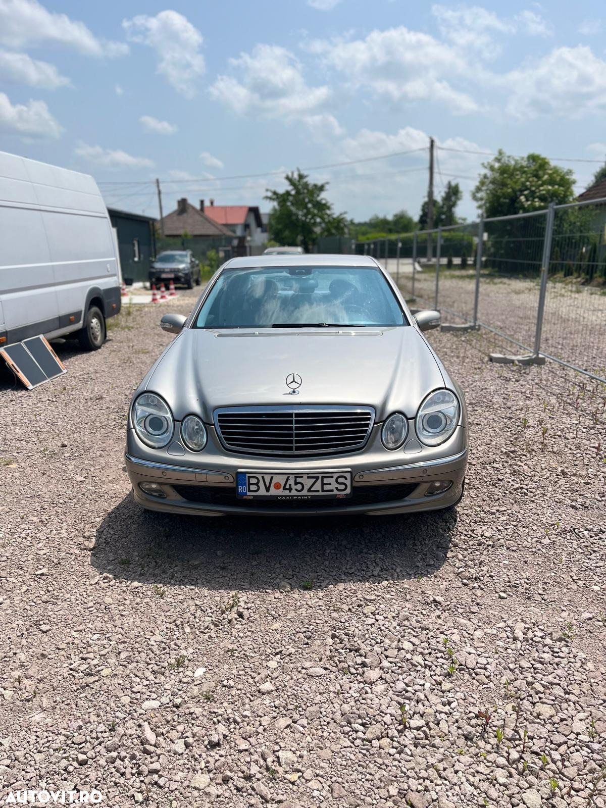 Mercedes-Benz E - 3