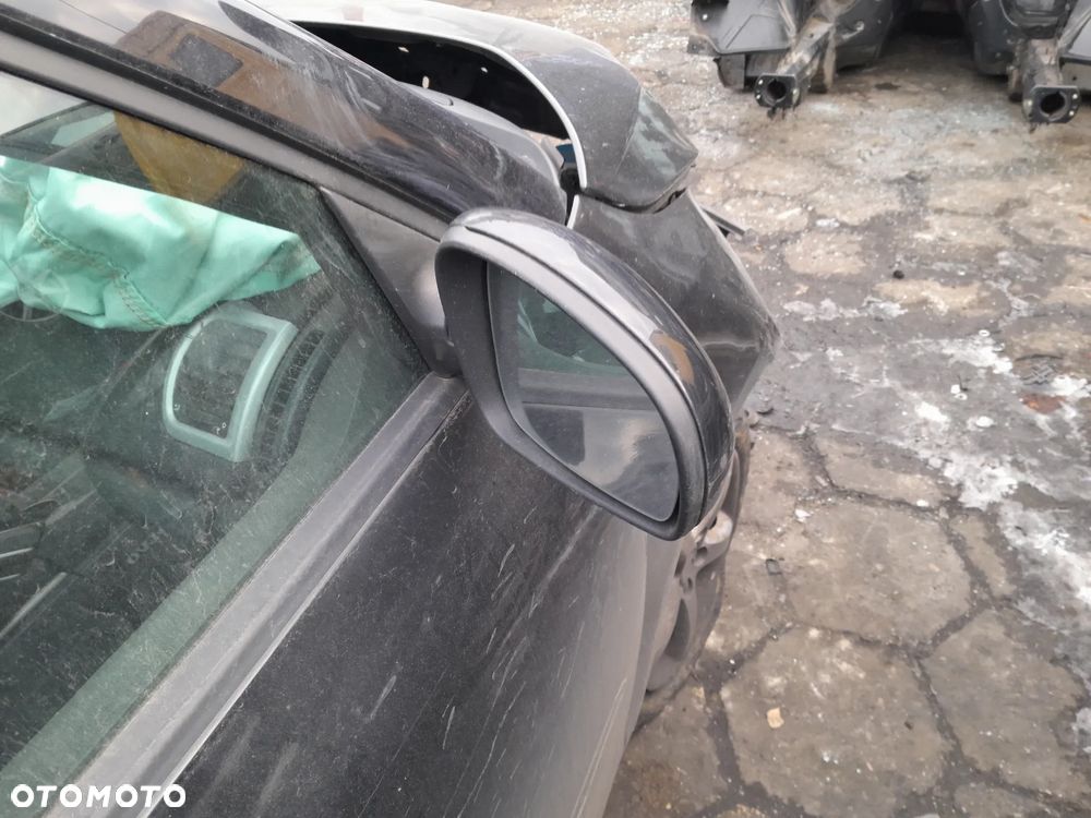 Lusterko zewnętrzne prawe elektryczne SKODA Fabia II 07-14r. 9910 - 4
