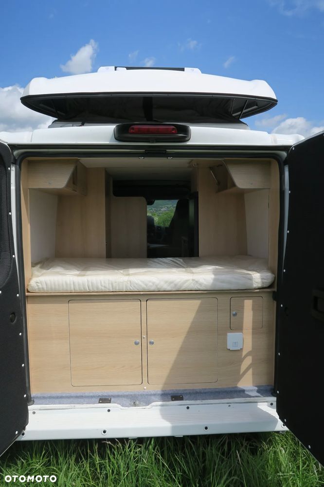 Peugeot Boxer Kombi 330 BlueHDi L1H1 - 8