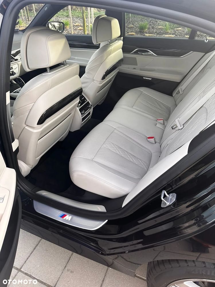 BMW Seria 7 750d xDrive - 6