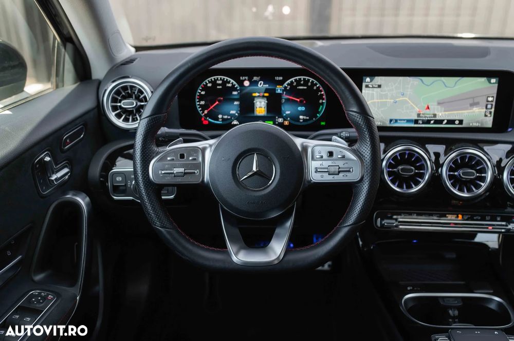 Mercedes-Benz A 250 e 8G-DCT Edition AMG Line - 12