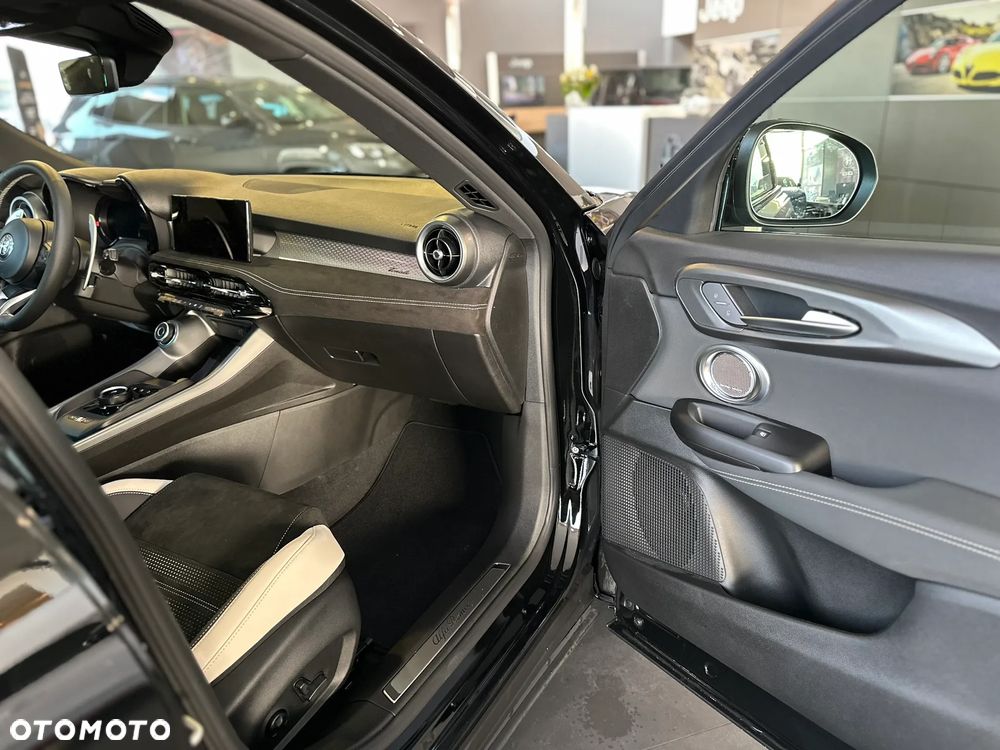 Alfa Romeo Tonale 1.5 T4 GSE mHEV Sport Speciale DCT - 11