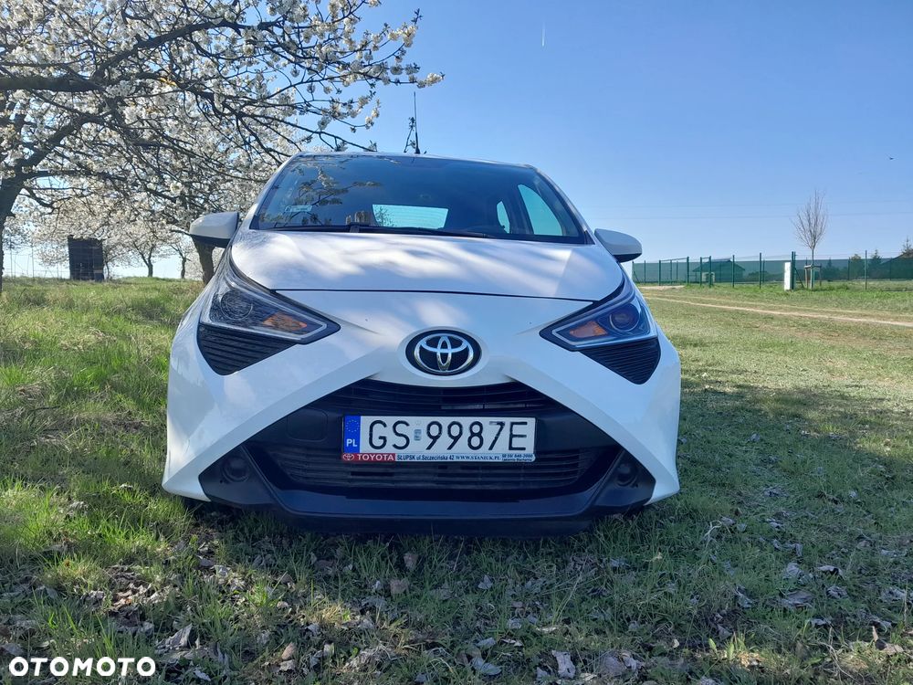 Toyota Aygo x-play - 15