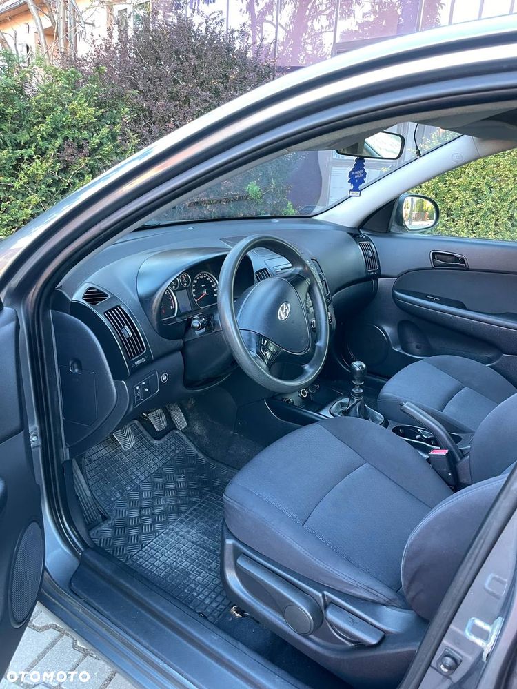 Hyundai i30 1.4 Comfort - 8