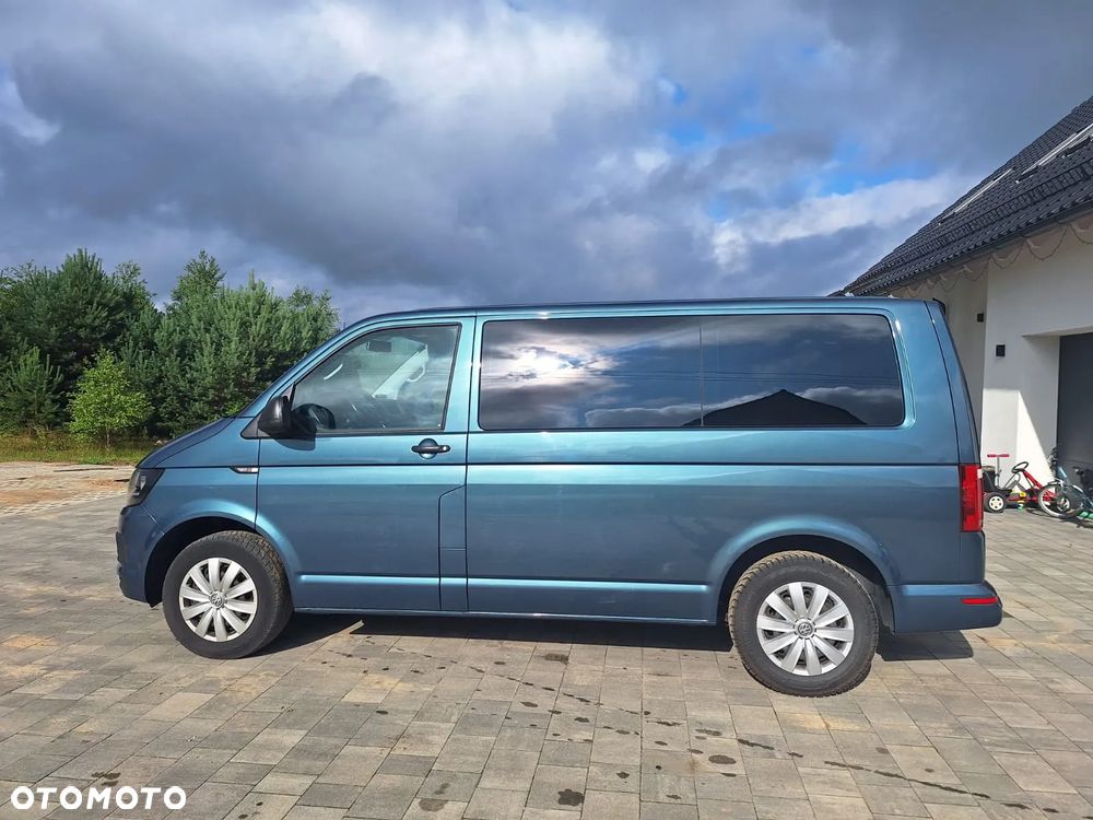 Volkswagen Multivan - 2