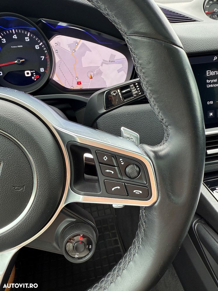 Porsche Cayenne Coupe Tiptronic S - 17