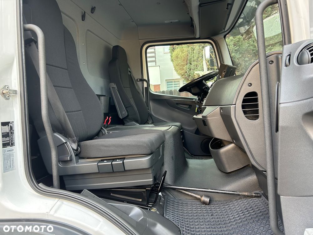 Mercedes-Benz ATEGO 1221 18 paletowy dł. 7,25 szer.2,49 wys.2,40 - 19