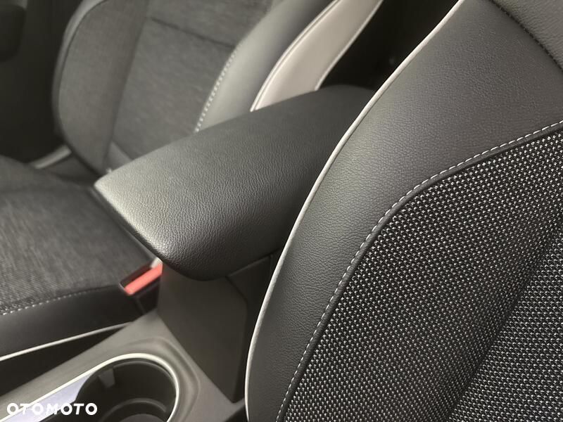 Renault Captur 1.6 E-TECH Full Hybrid 145 Techno - 18
