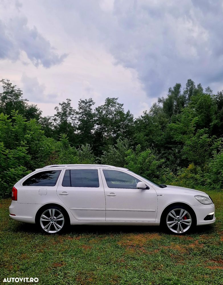 Skoda Octavia 2.0 TDI CR DPF RS - 20