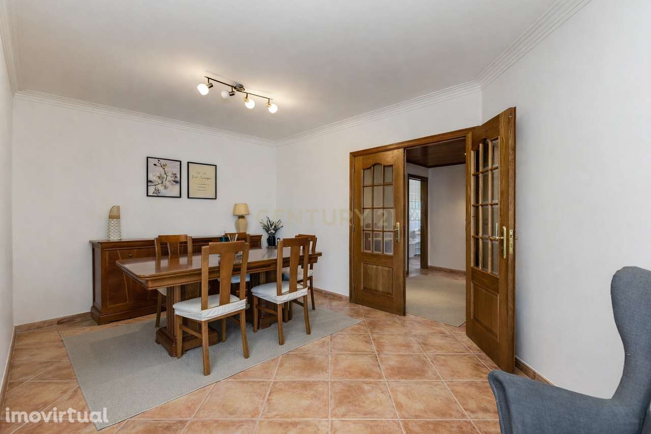 T3 153 m² com varanda | Garagem + 1 lugar de estacionamento | Lumiar | - Grande imagem: 5/33