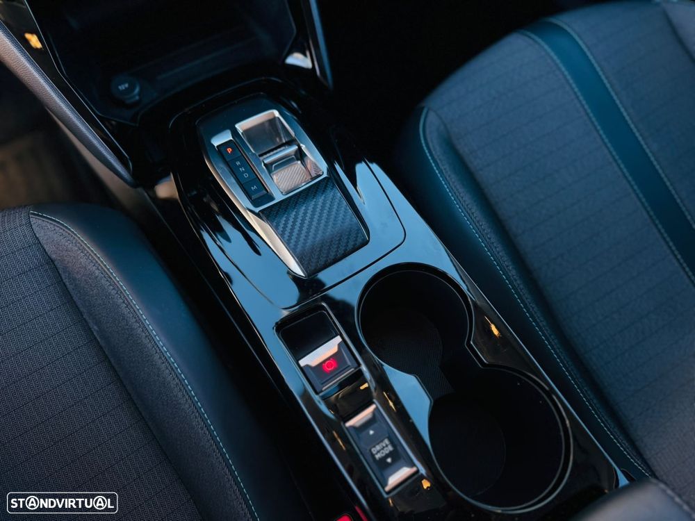 Peugeot 208 1.2 PureTech Allure EAT8 - 27