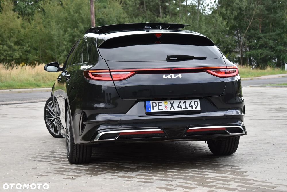 Kia ProCeed 1.5 T-GDI DCT7 OPF GT LINE - 13