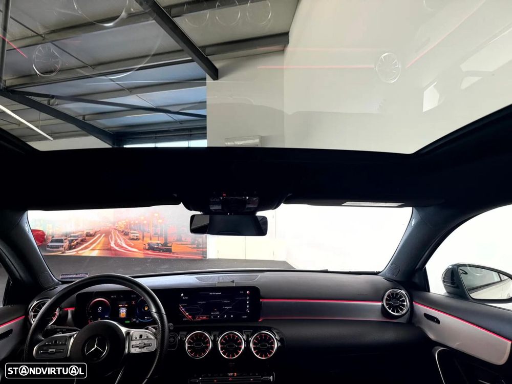 Mercedes-Benz A 250 e 8G-DCT Advanced AMG Line - 12