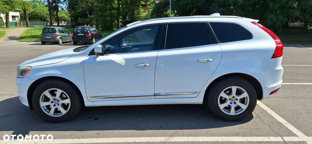 Volvo XC 60 T6 AWD Drive-E Momentum - 6