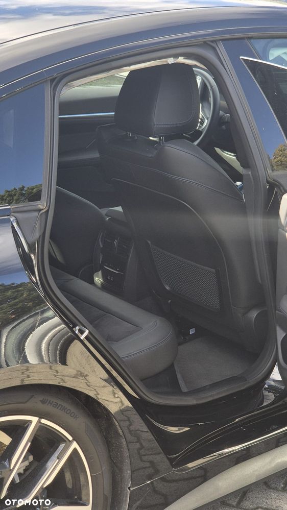 BMW i4 eDrive35 Gran Coupe M Sport - 12