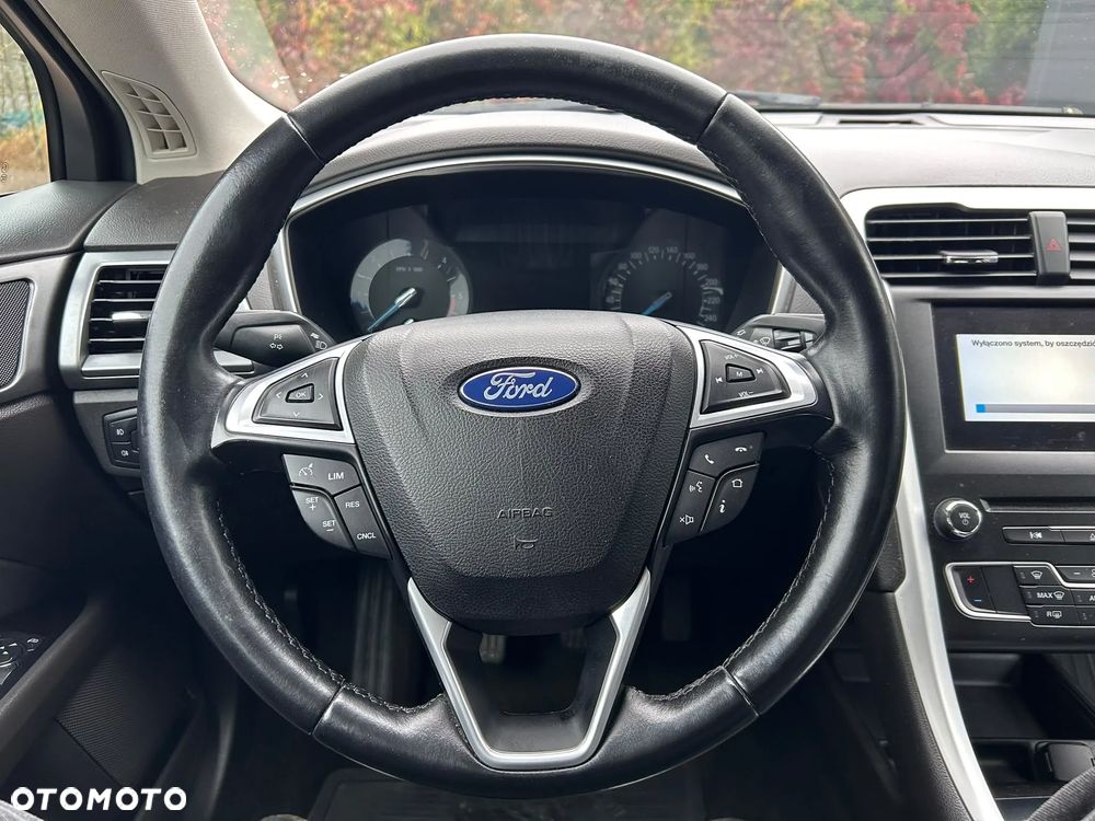 Ford Mondeo - 17