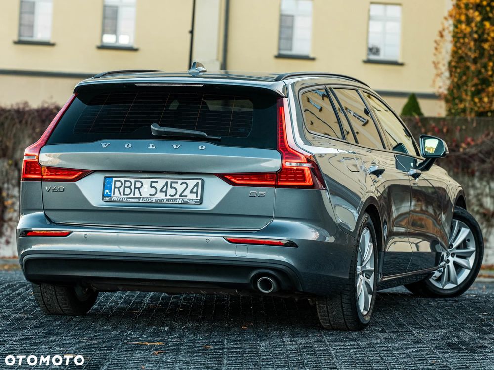 Volvo V60 D3 Geartronic Momentum - 3