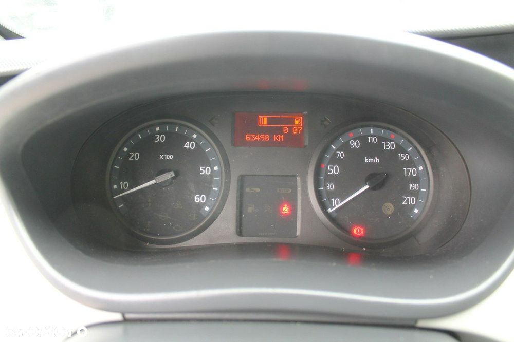 Renault Trafic - 11