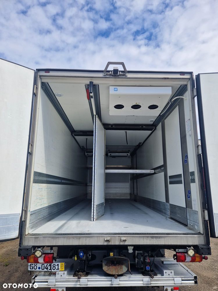 Mercedes-Benz ACTROS - 3