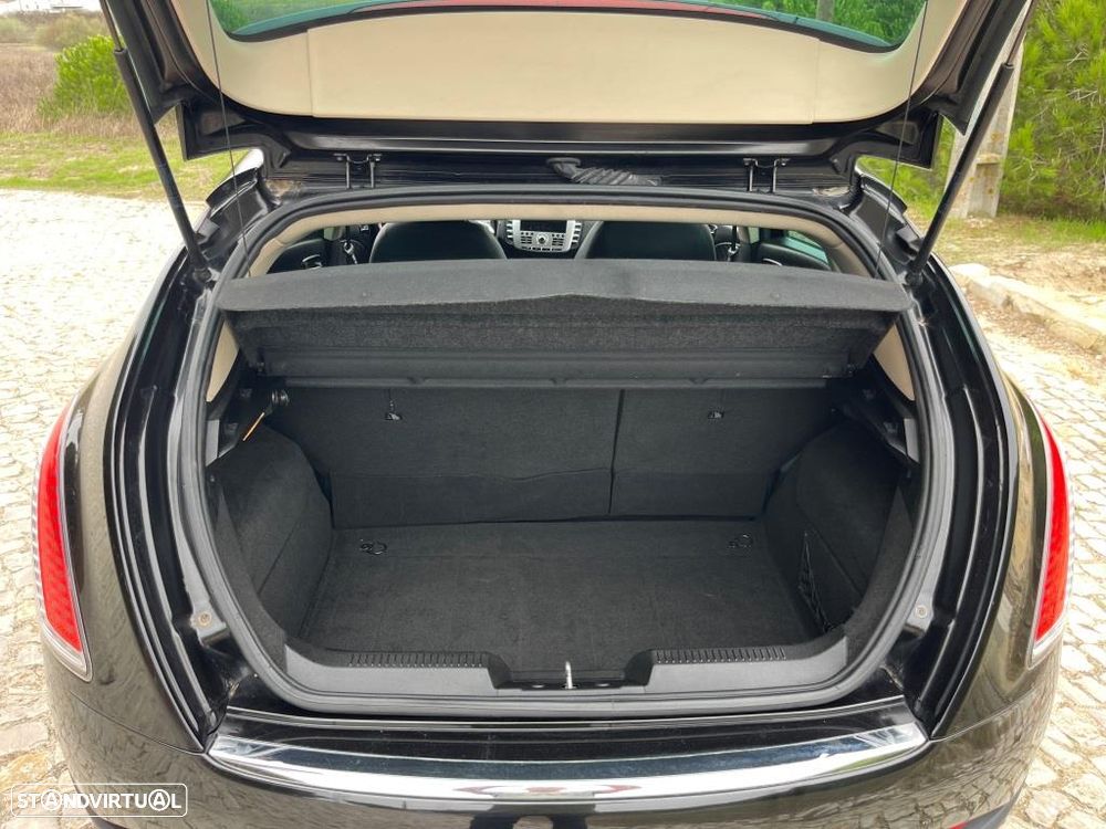 Lancia Delta 1.6 M-Jet Platino - 41