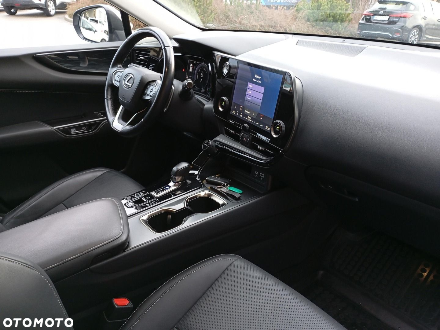Lexus NX - 13