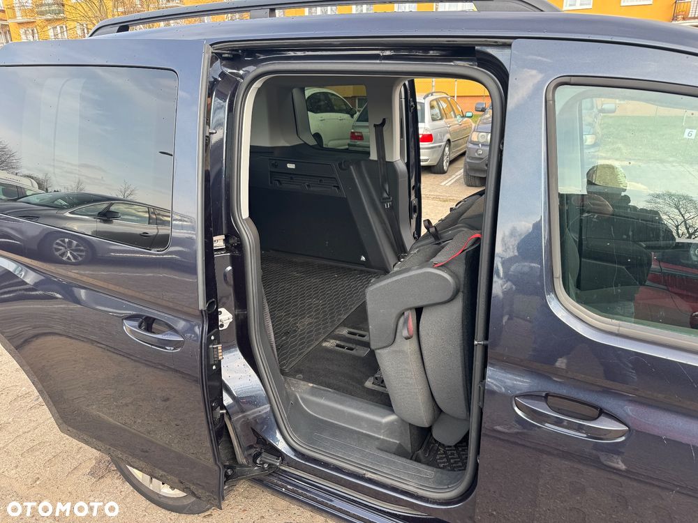 Volkswagen Caddy 2.0 TDI PanAmericana - 16