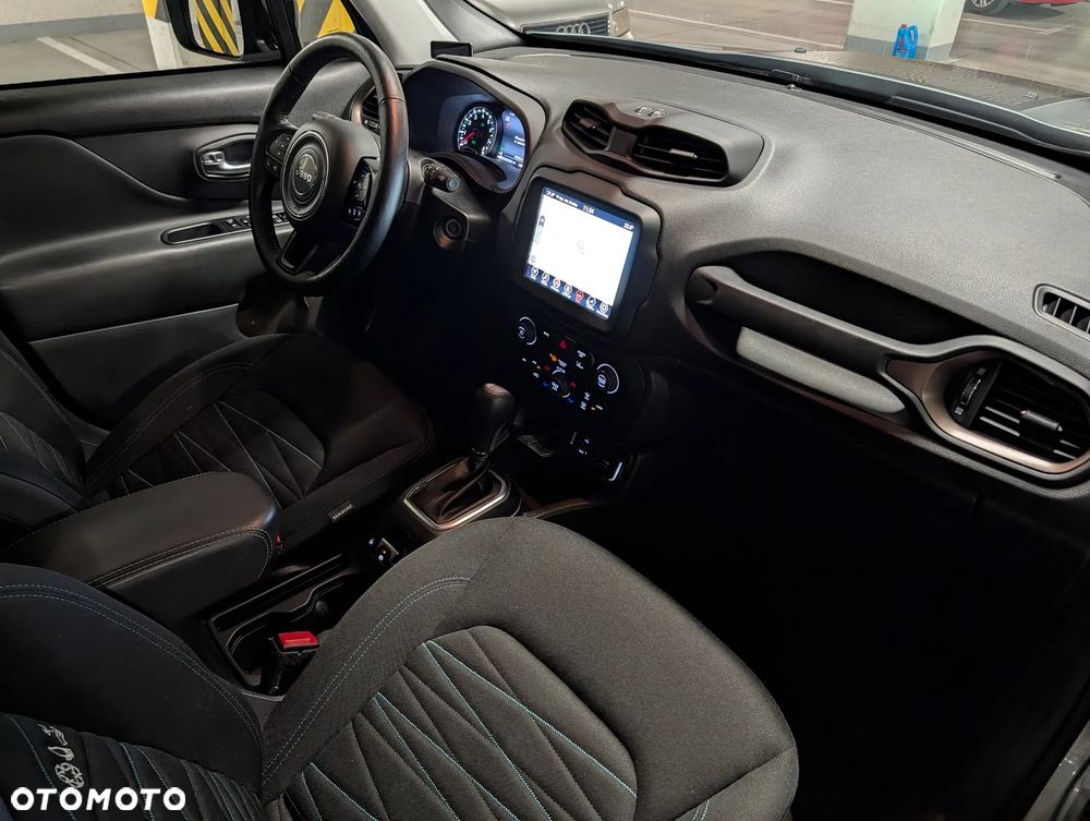 Jeep Renegade 1.5 T4 mHEV Upland FWD S&S DCT - 14