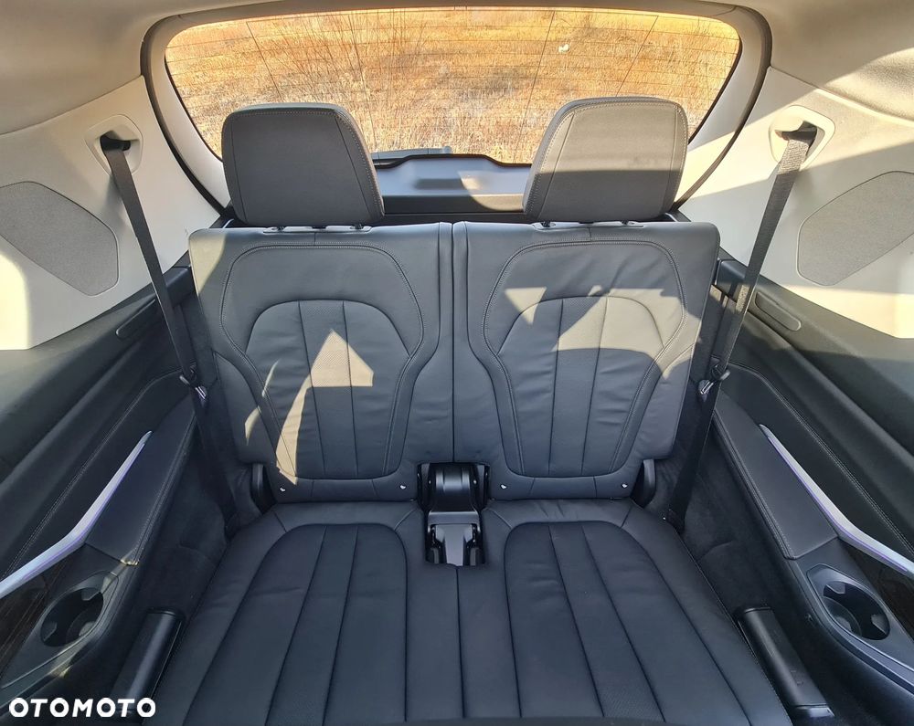 BMW X7 xDrive40i - 25