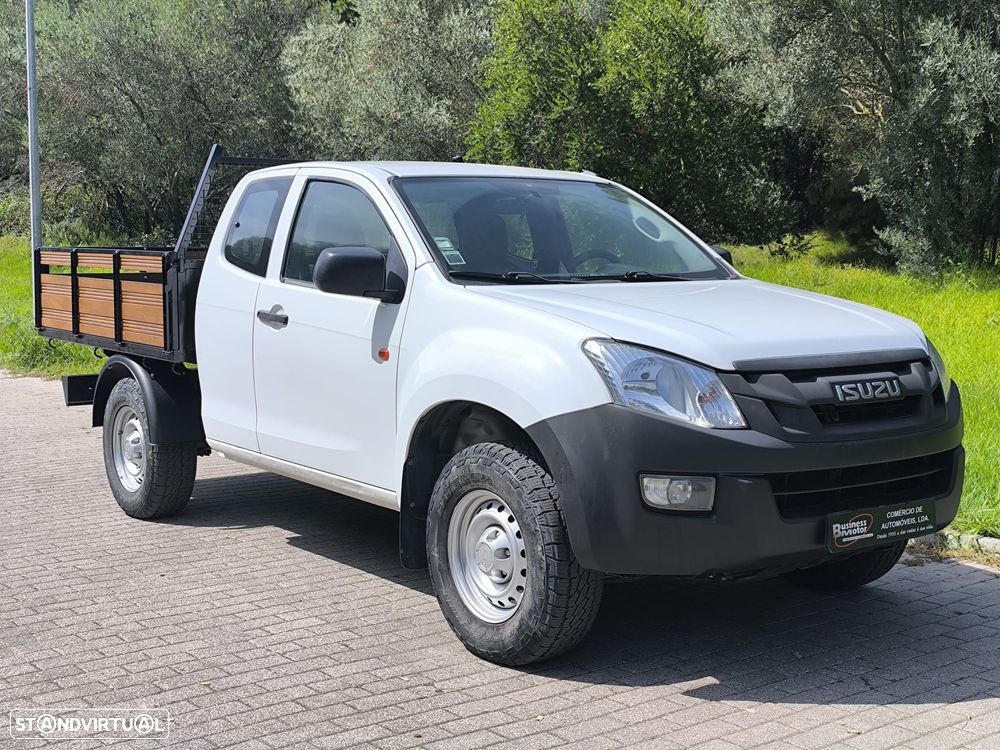 Isuzu D-Max 4X4 3 Lug - 7