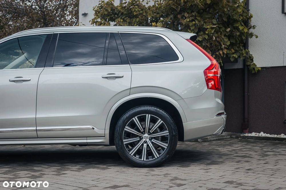 Volvo XC 90 - 23