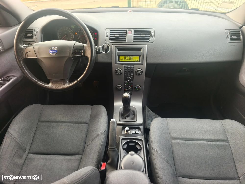 Volvo S40 1.6 D Nível 2 - 17
