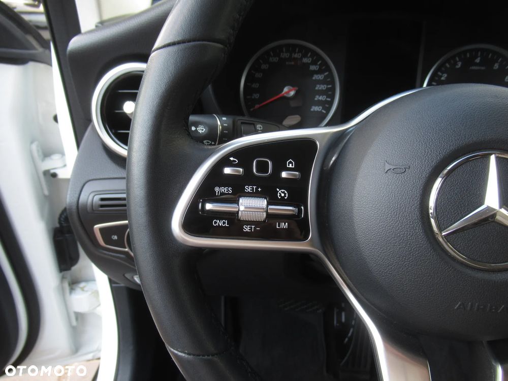 Mercedes-Benz GLC 200 4-Matic - 13